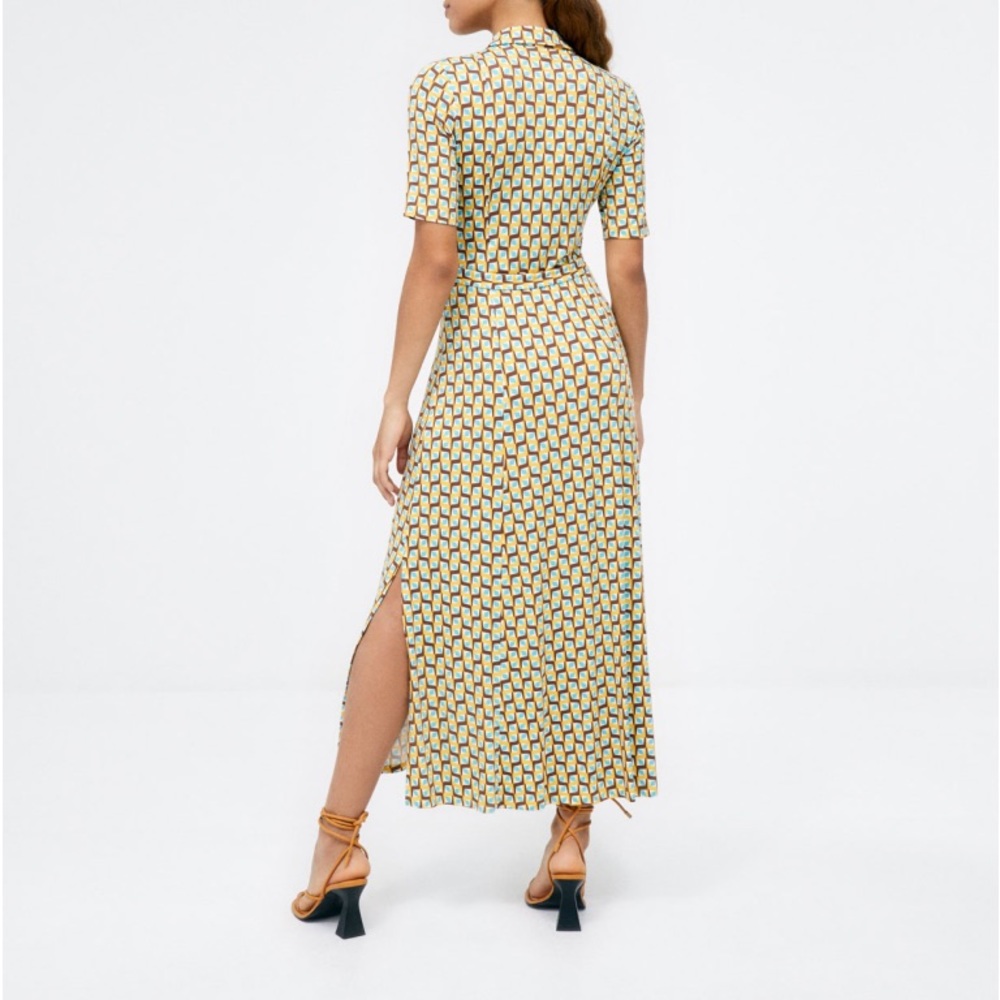 Surkana Button Up Collared Tshirt Dress with Fabric Belt - Picture 6 of 6